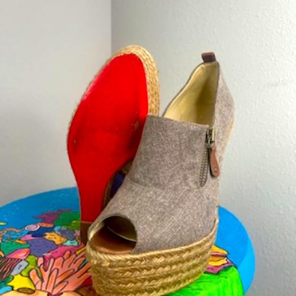 Christian Louboutin Wool Wedges - Picture 4 of 5